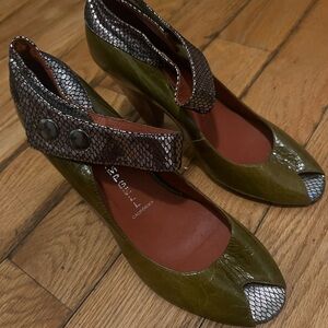 Jeffrey Campbell Green Heels with Ankle Strap